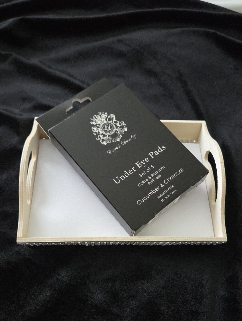 English Laundry Under Eye Pads - Cucumber & Charcoal